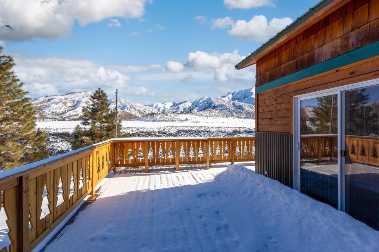Twin Pines Cabin In Wilderness Ranch On Hwy 21, Amazing Views, 20 Ft Ceilings, Fully Fenced Yard, Pet Friendly, , Go Paddle Boarding At Lucky Peak, Or Snowshoeing In Idaho City And Take In The Hot Springs, Sleeps 10! Boise Exterior foto